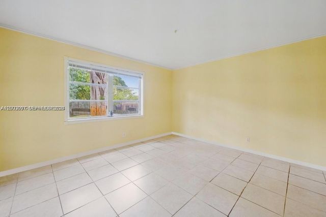 124 NE 19th Ct 114B, Wilton Manors, FL 33305