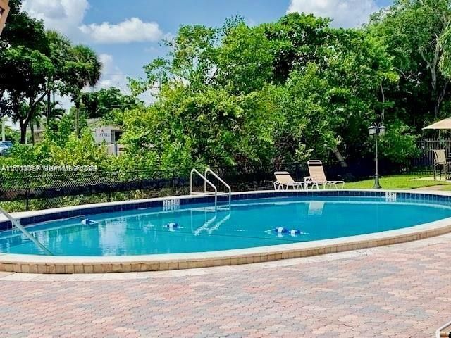 124 NE 19th Ct 114B, Wilton Manors, FL 33305