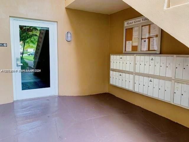 124 NE 19th Ct 114B, Wilton Manors, FL 33305