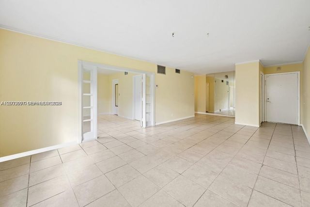 124 NE 19th Ct 114B, Wilton Manors, FL 33305