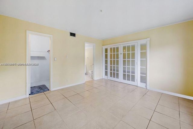 124 NE 19th Ct 114B, Wilton Manors, FL 33305