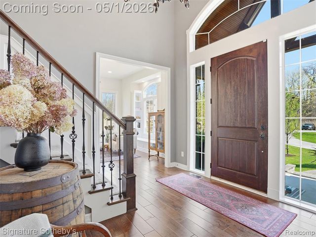 1595 Carriage Way, Rochester, MI 48307