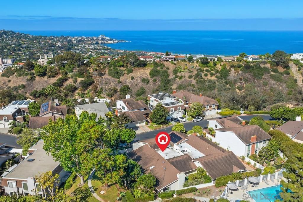 8233 Caminito Maritimo, La Jolla, CA 92037 — photo 2