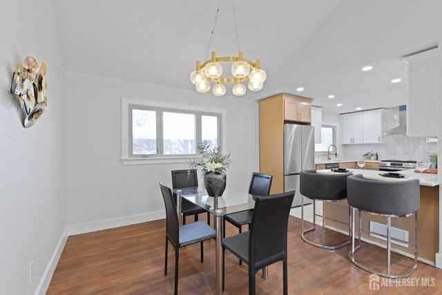 17 Wellington Road, East Brunswick, NJ 08816