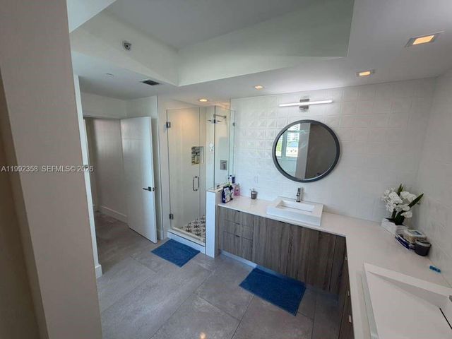 3330 NE 190th St 710, Aventura, FL 33180