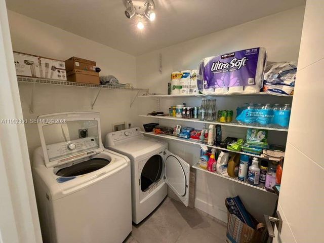 3330 NE 190th St 710, Aventura, FL 33180