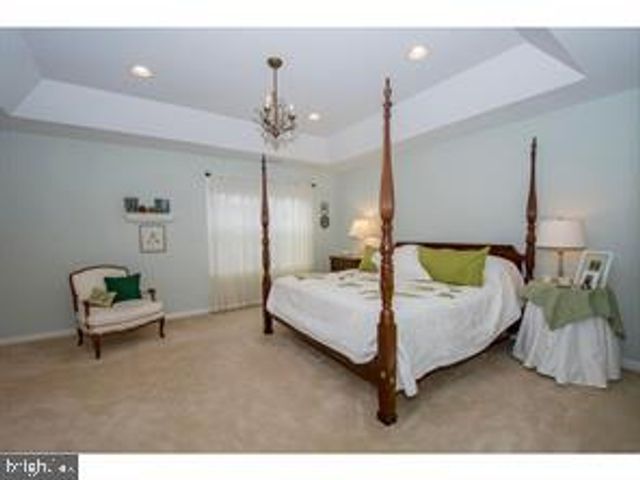 1204 DERRY LN, West Chester, PA 19380