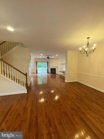 1204 DERRY LN, West Chester, PA 19380