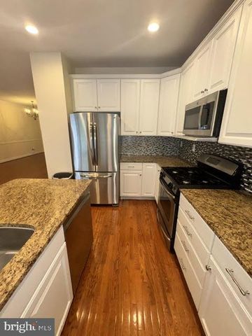 1204 DERRY LN, West Chester, PA 19380