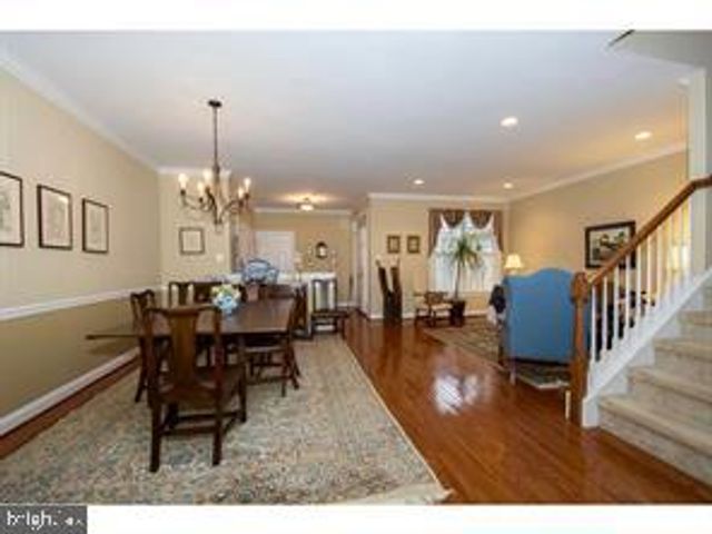 1204 DERRY LN, West Chester, PA 19380
