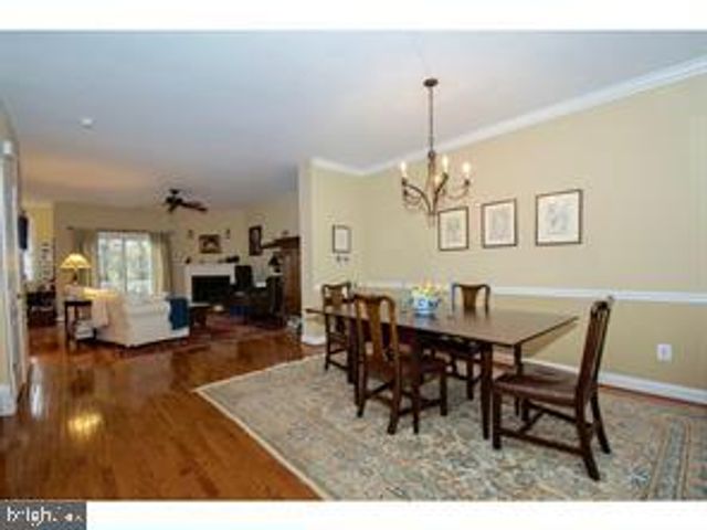 1204 DERRY LN, West Chester, PA 19380