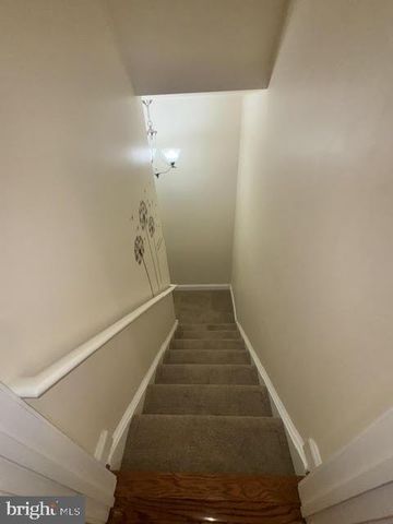 1204 DERRY LN, West Chester, PA 19380