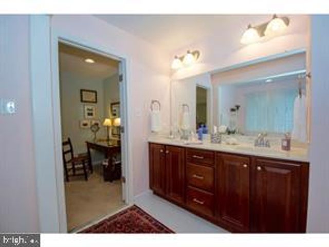 1204 DERRY LN, West Chester, PA 19380