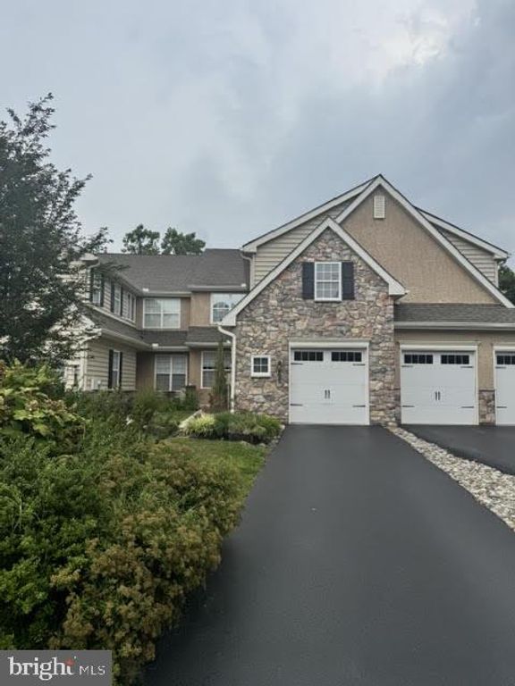 1204 DERRY LN, West Chester, PA 19380