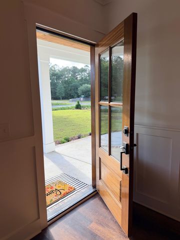 242 Leadwood St., Andrews, SC 29510