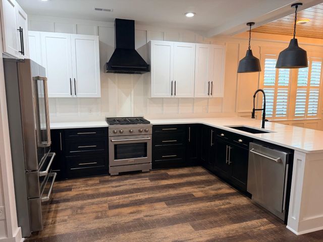 242 Leadwood St., Andrews, SC 29510