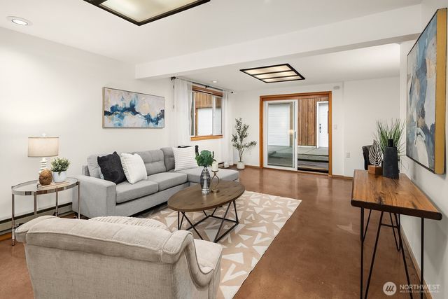 12322 NE 134th Street, Kirkland, WA 98034