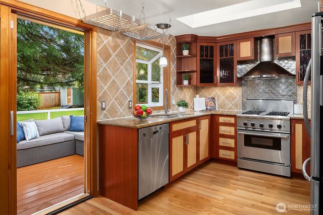 12322 NE 134th Street, Kirkland, WA 98034