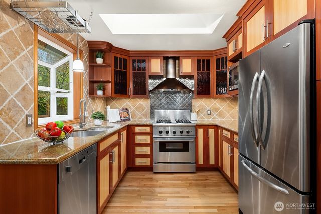 12322 NE 134th Street, Kirkland, WA 98034