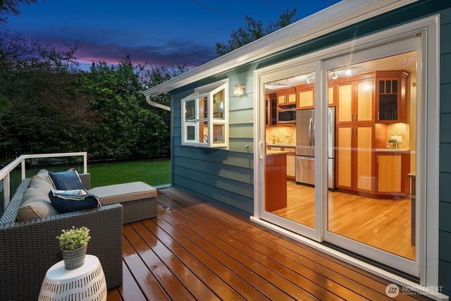 12322 NE 134th Street, Kirkland, WA 98034