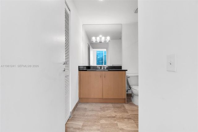 300 S BISCAYNE BL T-3309, Miami, FL 33131