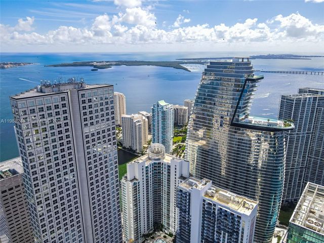 300 S BISCAYNE BL T-3309, Miami, FL 33131