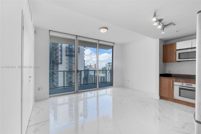 300 S BISCAYNE BL T-3309, Miami, FL 33131