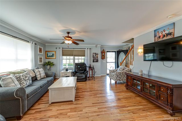 209 Fairway Drive, Wading River, NY 11792