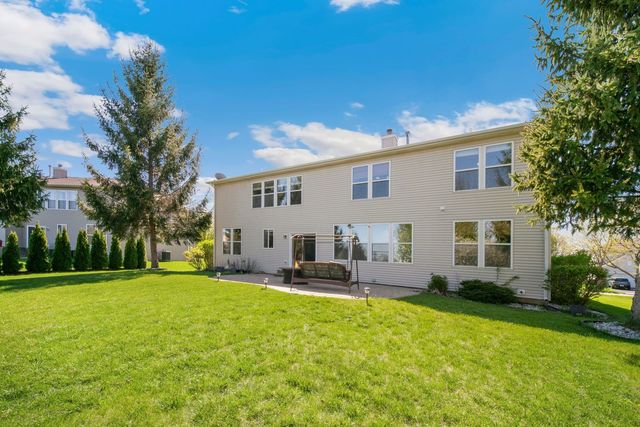 18950 W Glenhurst Drive, Lake Villa, IL 60046