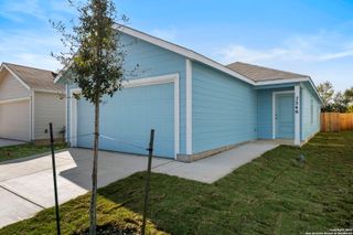 7246 Brownleaf Dr, San Antonio, TX 78227