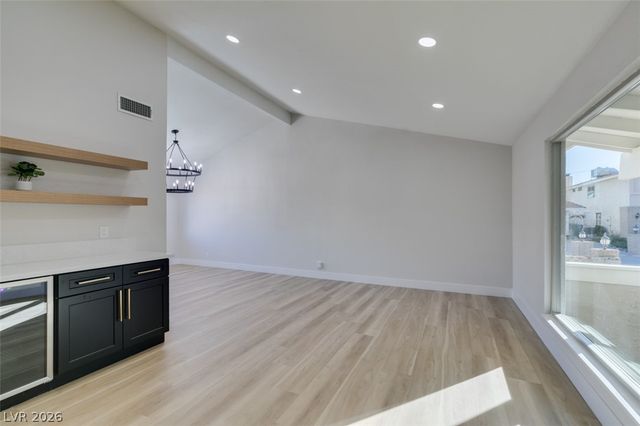 4650 White Rock Drive, Las Vegas, NV 89121