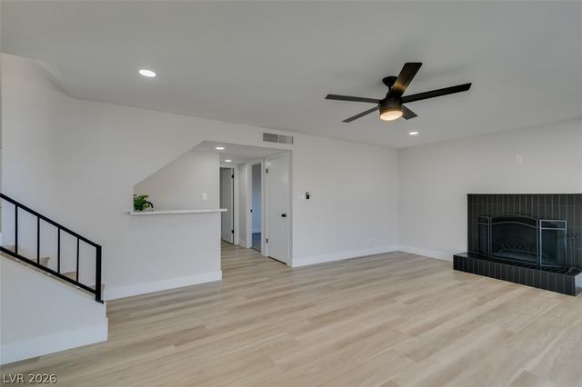 4650 White Rock Drive, Las Vegas, NV 89121