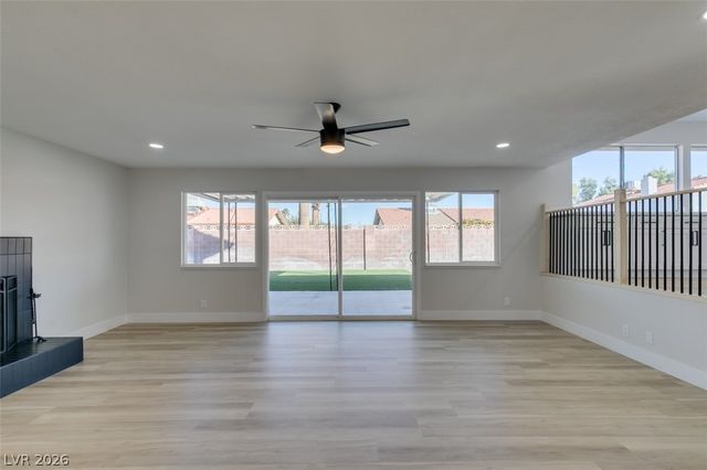 4650 White Rock Drive, Las Vegas, NV 89121