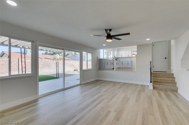 4650 White Rock Drive, Las Vegas, NV 89121