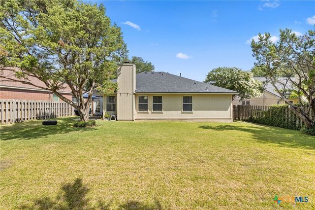 1010 Cedar Crest Drive, Cedar Park, TX 78613