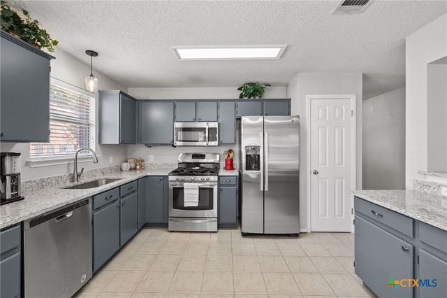 1010 Cedar Crest Drive, Cedar Park, TX 78613