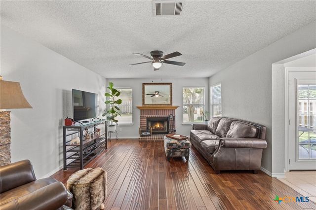 1010 Cedar Crest Drive, Cedar Park, TX 78613