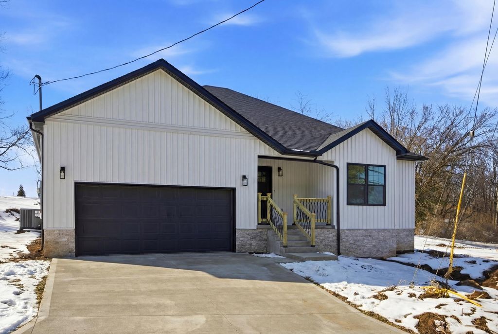 3292 Bracktown Road, Lexington, KY 40511