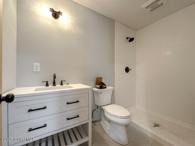 25 Forest Road, Queensbury, NY 12845