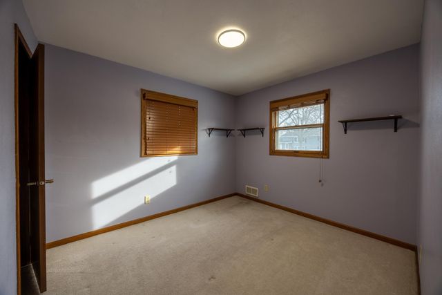 1039 25th Avenue N, Saint Cloud, MN 56303