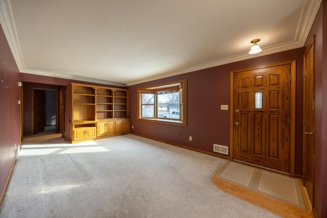 1039 25th Avenue N, Saint Cloud, MN 56303