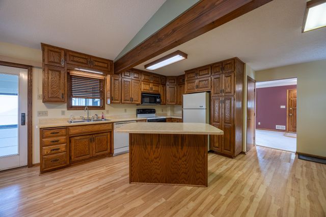 1039 25th Avenue N, Saint Cloud, MN 56303