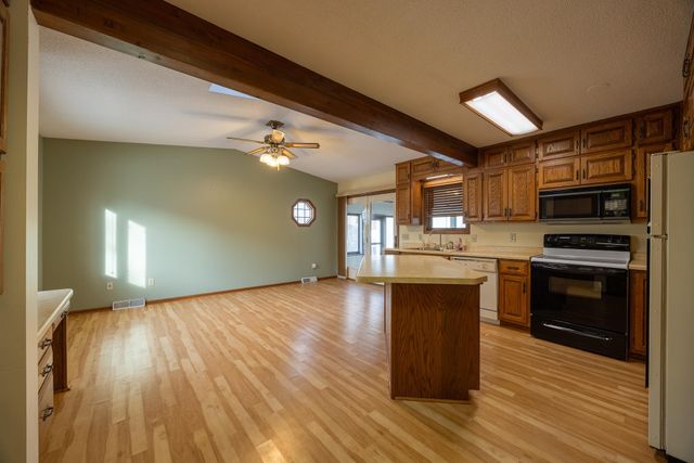 1039 25th Avenue N, Saint Cloud, MN 56303