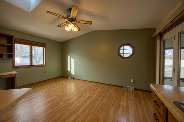 1039 25th Avenue N, Saint Cloud, MN 56303