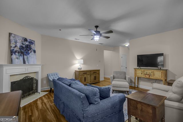 14 Thomaston Street, Newnan, GA 30263