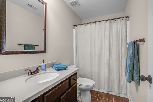 14 Thomaston Street, Newnan, GA 30263