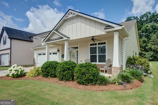 14 Thomaston Street, Newnan, GA 30263