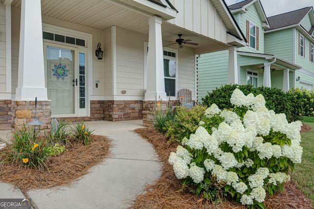 14 Thomaston Street, Newnan, GA 30263