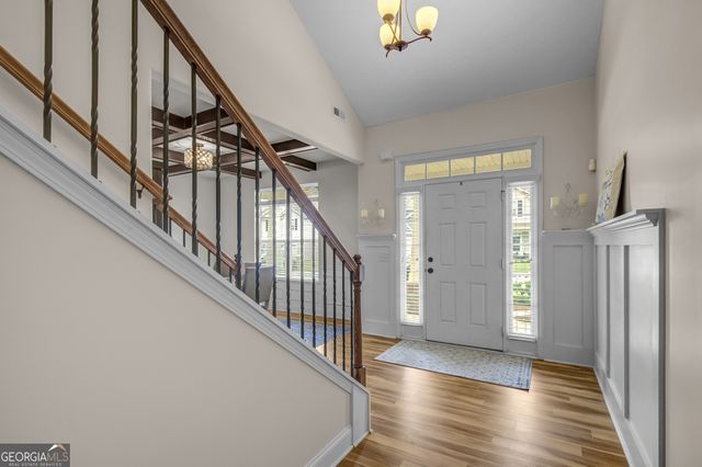 14 Thomaston Street, Newnan, GA 30263