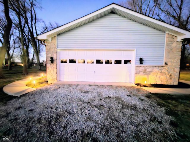 10261 N Rooker Road, Mooresville, IN 46158